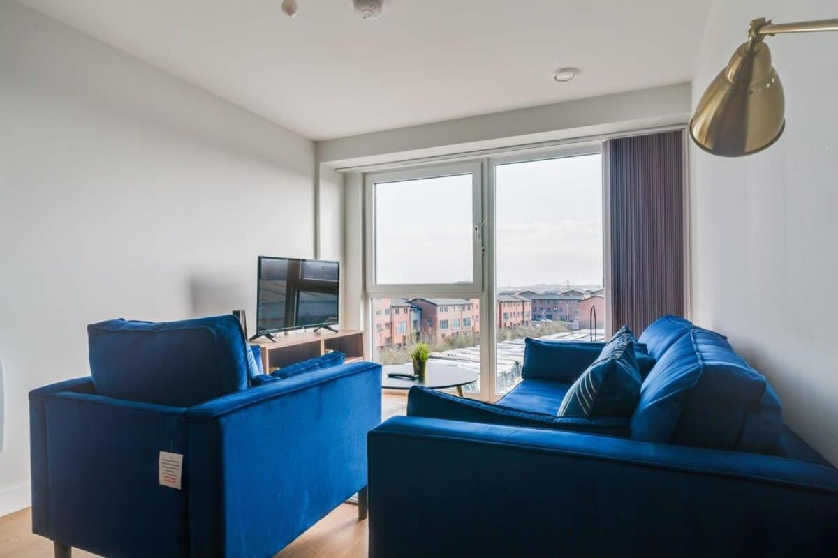 Lovely Riverside 2 Bed Apartment 利兹 外观 照片